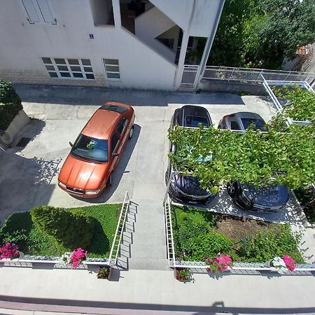 Baska Voda Apartments - Steps From The Beach, Free Parking, Central Location Ngoại thất bức ảnh