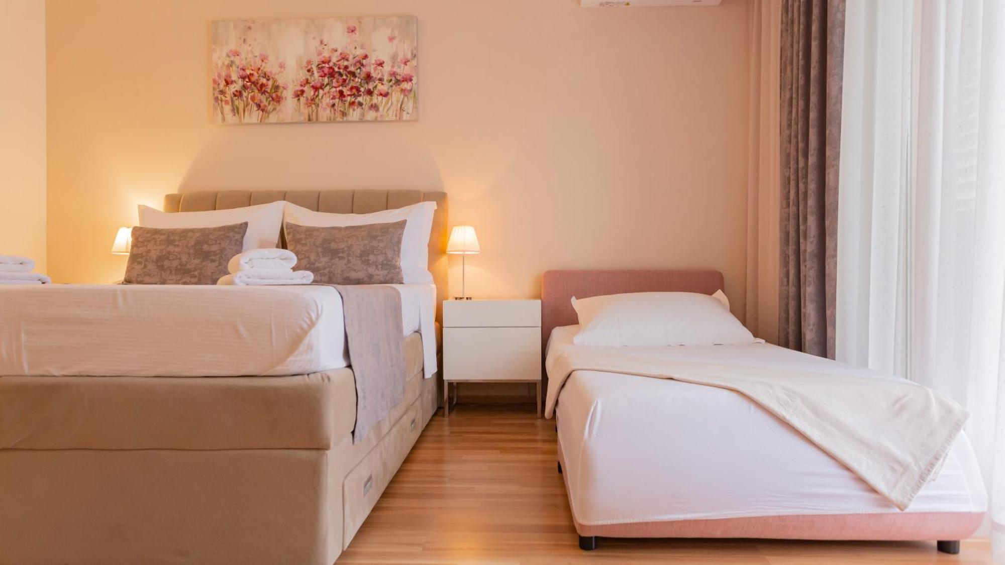 Baska Voda Apartments - Steps From The Beach, Free Parking, Central Location Ngoại thất bức ảnh